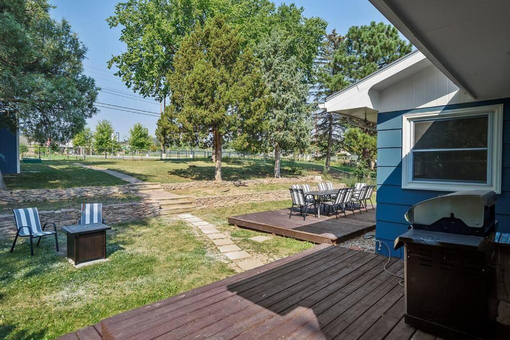 Roomy 5 Bed 3 Bath Fire Place Large Outdoor Space Rapid City Exterior photo
